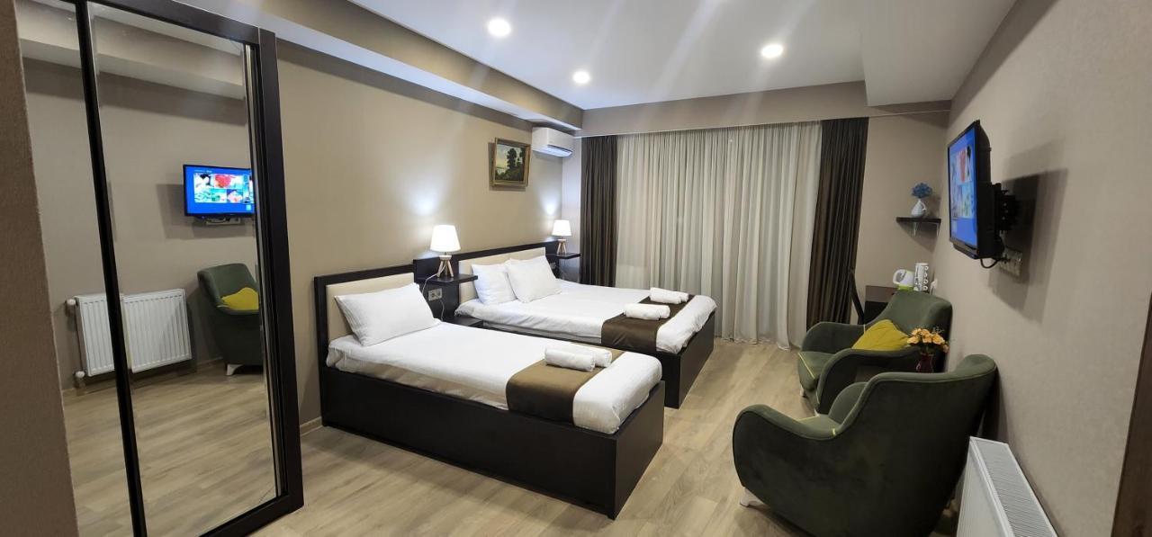 Hotelds Tbilisi Ngoại thất bức ảnh