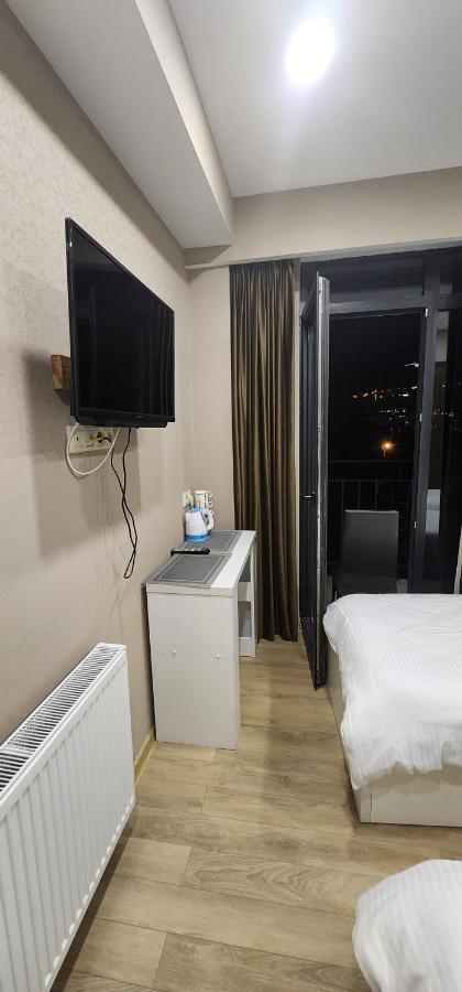 Hotelds Tbilisi Ngoại thất bức ảnh