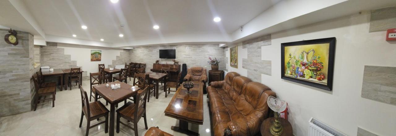 Hotelds Tbilisi Ngoại thất bức ảnh